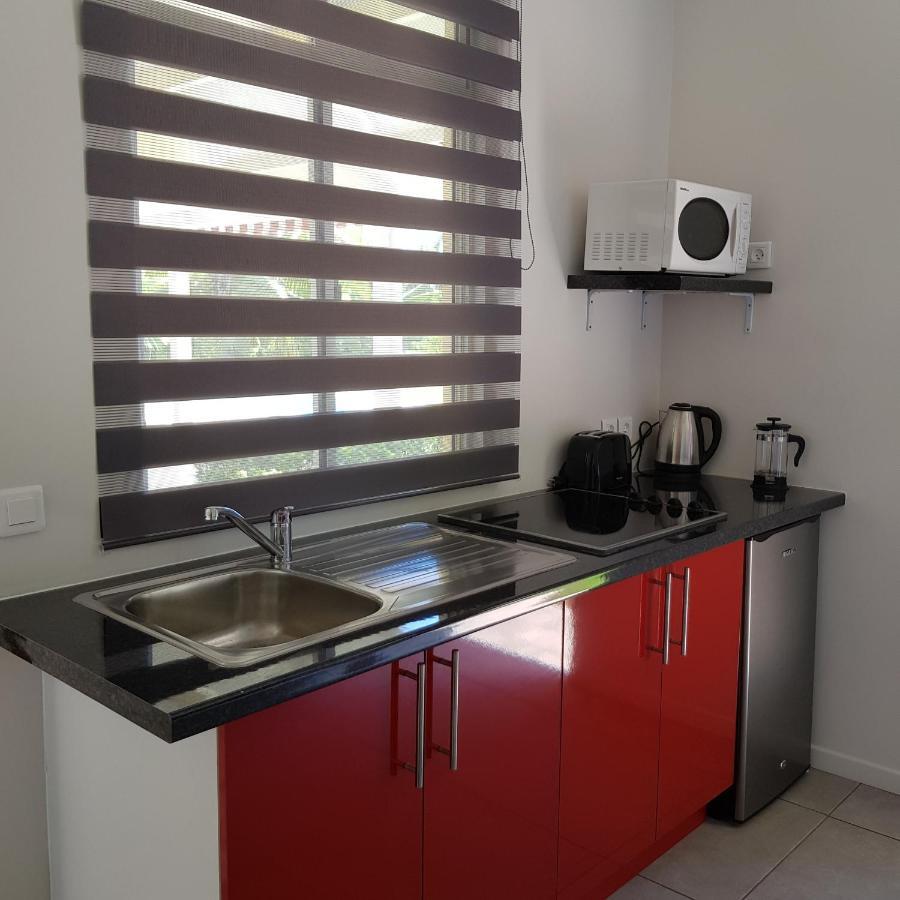 Le Tiki Rouge Villa Punaauia  Bagian luar foto