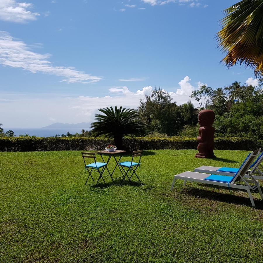 Le Tiki Rouge Villa Punaauia  Bagian luar foto